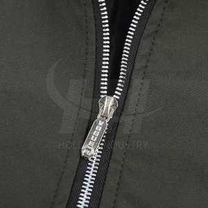 Blouson bomber de haute qualité, vêtement d'extérieur, coupe-vent, robuste, en vente - Product Image 3