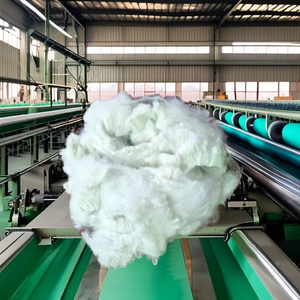 Fibra cortada de poliéster reciclada de grado GRS Vikohasan 1.4D SD Hilo perforado con aguja seca sólida blanca para uso en hormigón para hilado - Product Image 1
