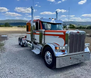 STRONG CLEAN 2024 2025 Peterbiltt 589 <b>Sleeper</b> Semi Truck - 72" Flat Top <b>Sleeper</b>- 6x4 Diesel Manual Used Truck for Sale - Product Image 2