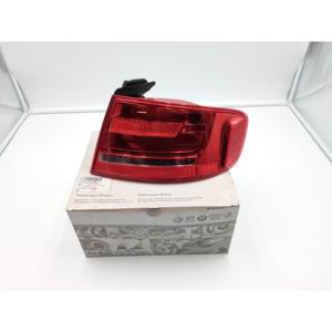 Feu arrière droit AUDI A4 Série B8 (8K2) (07>16) 8k5945096D - Product Image 1