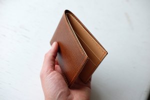 Cartera plegable de cuero real con modo sigiloso a la moda para hombres con ventana de identificación y bloqueo de RFID EN EL LBW-0196 - Product Image 4