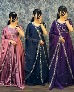 Diseñado Impresione Este Combo Kurti Personalizable Borrom Dupatta Cuenta con Impresiones digitales Inspiradas en el arte de Rajasthani Fiestas perfectas - Product Image 6