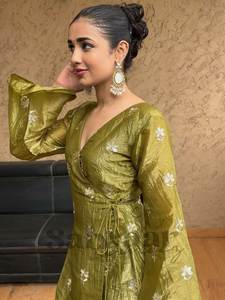 Mois Eid & Ramzan spécial broderie lourde motif à manches longues Anarkali Salwar Kameez et coordination dupatta ensemble pour adulte - Product Image 3