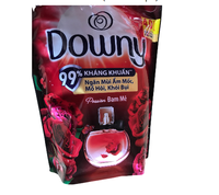 Downy Passion tas 4L x 4 adalah merek softener kain terkemuka yang dipercaya oleh ribuan ibu rumah tangga dan terlaris