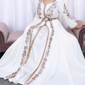 2024 ใหม่ดูไบคอลเลกชันผู้หญิงชาติพันธุ์อาหรับ Kaftan ที่กําหนดเองผ้าชุดยาว Abaya และ Kaftan สไตล์เสื้อผ้าอิสลาม - Product Image 2