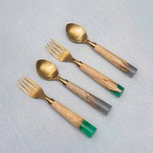 Ensemble de couverts élégants en acier inoxydable avec poignée en résine couverts de qualité supérieure vaisselle de salle à manger moderne pour restaurant à usage domestique - Product Image 4