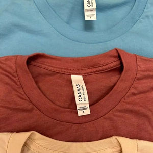 Bella Canvas Tri-blend Camiseta - Product Image 1