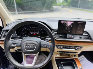 Audi Q5 quattro Premium 40 TFS certifiée propre 2023 - Product Image 4