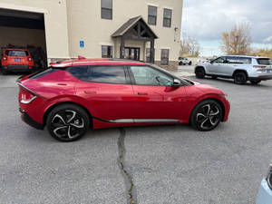 Kia EV6 GT-Line 2 ปี 2023 ราคาประหยัด สะอาด ใหม่เอี่ยม - Product Image 2