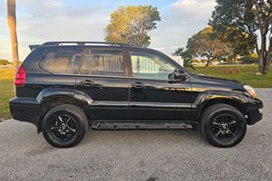 Lexus GX 470 2003 Usado, Sin Reserva, Motor V8, Tracción 4x4, Diferencial Central Bloqueable, Asientos en Tercera Fila - Product Image 2