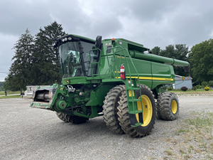 Cosechadora Combinada John Deere 9770 STS Avanzada en Venta: Eficiencia Superior en Combustible, Alta Productividad, Cosechadora de Té, Cosechadora de Maíz - Product Image 2