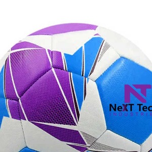 Pelota de partido profesional de Next Tech cosida a mano para fines de partido con diseño personalizado y logotipo personalizado - Product Image 6