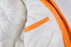 Manteau d'hiver épais de haute qualité Vêtements de rue Uniforme de baseball brodé Veste universitaire grande taille pour hommes fournisseur OEM ODM - Product Image 6