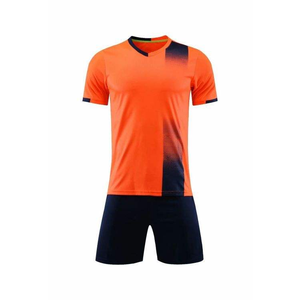 Camiseta de Entrenamiento de Fútbol Americano Personalizada, Malla Roja, Cuello en V, Manga Corta, Transpirable, Antibacteriana y Ligera - Product Image 5