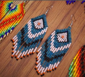 Pendientes de cuentas de calidad de lujo con cuentas ~ pendientes tribales Boho hippie pendientes de borla con cuentas - Product Image 2
