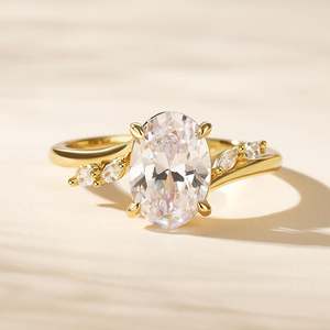 Bague de fiançailles Jeulia Vintage en diamant taille ovale en argent sterling doré - Product Image 5