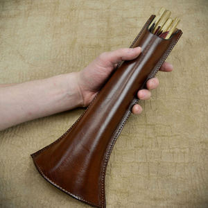 genuine leather customized crossbow bolt potable sheath quiver