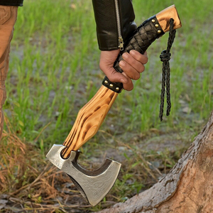 Tomahawk Viking artisanal en acier à haute teneur en carbone, manche en acier de qualité industrielle, fourreau en cuir, 1,5 kg, camping, usage quotidien en plein air - Product Image 5