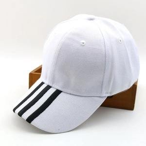 หมวกเบสบอลหัวเข็มขัดโลหะสำหรับผู้ชายหมวกเบสบอลออกแบบโลโก้ได้ตามต้องการสำหรับผู้ชาย - Product Image 3