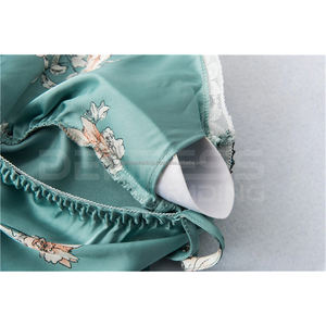 Conjunto de ropa de dormir para mujer de alta calidad, pantalones cortos y camisas transpirables de primera calidad con un diseño elegante para el verano - Product Image 6