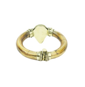 Brazalete de hueso Color marfil hecho a mano mejor pulido tamaño personalizado brazalete de hueso de alta calidad para damas brazalete de joyería - Product Image 1