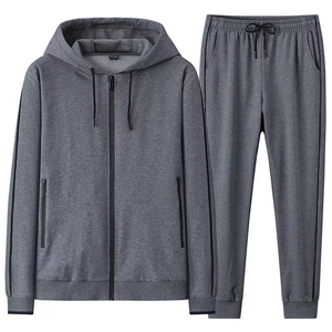 Ensemble de survêtement décontracté pour homme, respirant, à capuche, de haute qualité, pour l'extérieur, coupe régulière, idéal pour l'hiver et le jogging, avec logo personnalisé, vente en gros - Product Image 2