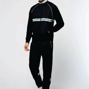 Ensemble veste et pantalon de survêtement Active Lifestyle-Conçu pour un confort maximal pendant les sports et l'usure quotidienne - Product Image 1