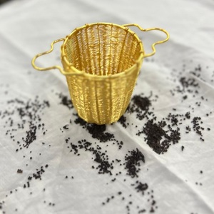 Passoire à thé en laiton moderne fabriquée en Inde pour le thé en vrac Passoire à thé tissée à la main pour la maison et l'hôtel - Product Image 2