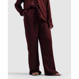 ชุดเซ็ตผู้หญิงพร้อมบอดี้สูทแบบมีรอยยับ ดีไซน์ทันสมัยไม่ซ้ำใคร - Product Image 1