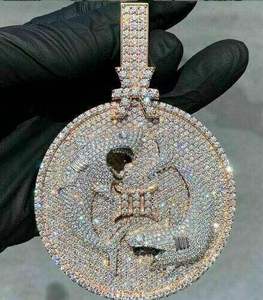 Pendentif en argent sterling 925 plaqué or avec moissanite ronde taille VVS, style hip-hop, cadeau unisexe - Product Image 6