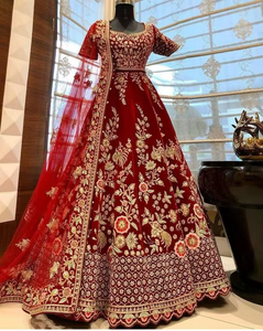 TRENDY--NEW--BEAUTIFUL--BRIDAL--TOP avec LEHENGA-robe --- embellie en cristal perles de verre pierre pour mariage = 2021 - Product Image 4