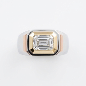 Bague de fiançailles classique LILABA ENTERPRISE pour femme en or blanc 18 carats avec diamant de laboratoire taille émeraude 2,00 carats, pureté F VVS2, certifié IGI - Product Image 4