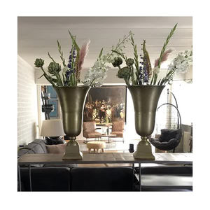 Décorations d'extérieur Vase en métal aluminium de haute qualité pour la décoration de mariage Vase de jardinière d'urnes de jardin pour l'intérieur - Product Image 1