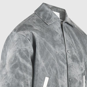 Blouson aviateur universitaire en toile à motif brodé pour hommes manteau coupe-vent boutonné léger et décontracté en polyester pour l'hiver - Product Image 5