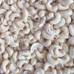 Vente flash, meilleurs prix du monde, noix de cajou en gros, WW240, Vietnam Santigo, Viet Nam, emballage de marque privée disponible - Product Image 1