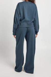 Sweat-shirt pour femme à épaules tombantes avec pantalon de survêtement, coupe décontractée, pantalon de jogging en molleton, taille élastique, ensemble coordonné, production de vêtements - Product Image 2