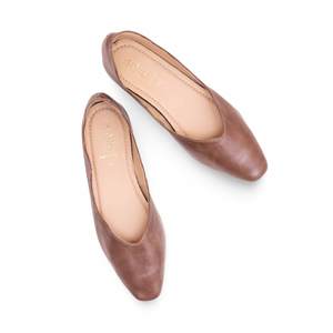 Escarpins à talons hauts pour femmes WN1116 bout pointu marron et fermeture à enfiler à talon bas haute qualité saison nouveau - Product Image 1