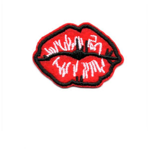 Parches Bordados de Alta Definición con Hilo Resistente y Acabado de Puntada Limpia - Product Image 4