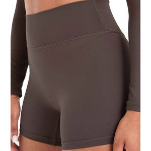 Short de yoga pour femme taille haute sans couture Scrunch bout à bout respirant Gym Fitness et course Biker Sport Shorts Logo personnalisé couleur unie - Product Image 4