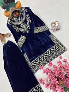Conjunto de Salwar Kameez de Terciopelo Ecológico Antra Lifestyle, Estilo Urbano con Estampado Floral Tradicional, Secado Rápido para Fiestas - Product Image 4