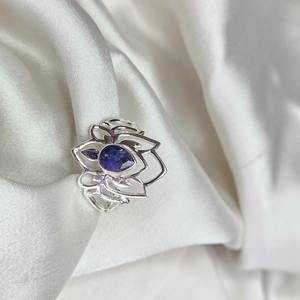Anillo Vintage de Plata de Ley con Diseño de Loto y Gema de Zafiro, Ligero, para Boda, Aniversario, Fiesta - El Mejor Regalo para Ella - Product Image 3