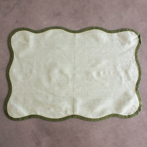 Napperons de table en gros 100% lin brodé avec bord festonné pour la maison, le restaurant et les mariages - Product Image 2