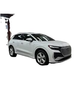 2023 Q4 E-tron Premium Plus SUV 50 Seminuevo - Product Image 1