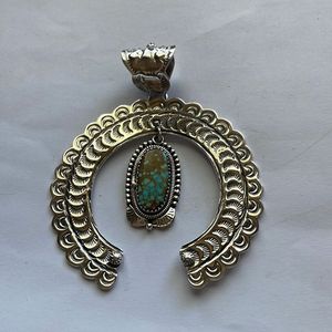 The Statement Pendentif Fait à la Main Numéro 8 Turquoise Naja Pendentif Bold Southwestern Jewelry - Product Image 3