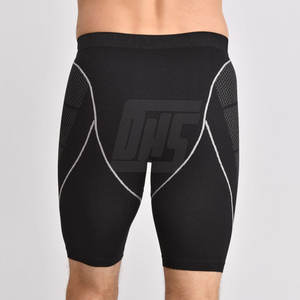 กางเกงขาสั้นรัดรูปสำหรับผู้ชาย ผ้าระบายความชื้น เหมาะสำหรับออกกำลังกายและวิ่ง - Product Image 2