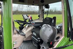 2020 Fendt 828รถแทรคเตอร์ Variio - Product Image 3