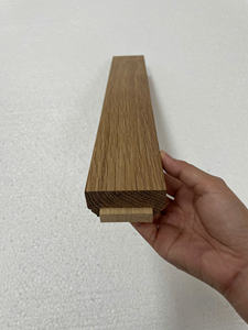 Plinthe en chêne blanc traditionnelle, longueur 3600 mm, rainure de 32 mm, antidérapante de qualité supérieure, certifiée FSC, pièces d'escalier élégantes, balcons - Product Image 3