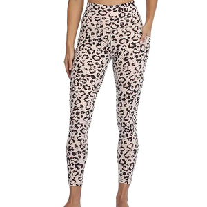 Leggings de sport pour femmes, décontractés, de haute qualité, avec logo personnalisé, design de sublimation personnalisé, collants de yoga, vêtements de sport - Product Image 6