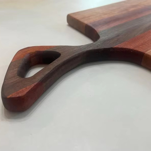 Tabla de cortar de madera de primer nivel Tabla de queso con cuchillo de acero inoxidable, hecha para chefs y anfitriones - Product Image 1