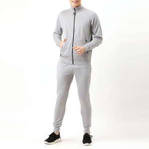 Traje Deportivo Personalizado para Hombre Hecho en Pakistán, Traje Deportivo de Entrenamiento al por Mayor, Traje Deportivo Personalizado para Hombre - Product Image 1